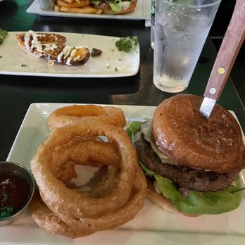 Morrison - The One Burger - Gastropubs Near Me - Los Angeles, California