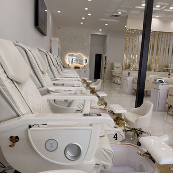 Bare & Gloss Nails - Nail Salons Near Me - Round Rock, Texas