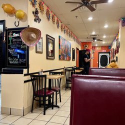 Three Amigos - Seating
