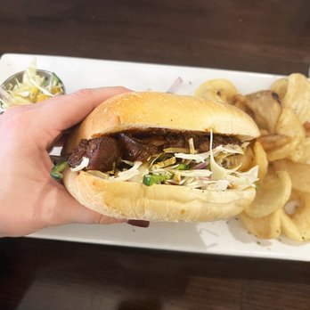 True Eats & Drinks - Vegan bbq jackfruit sandwich - Barbeque Near Me - Munster, Indiana True Eats & Drinks - Vegan bbq jackfruit sandwich - Barbeque Near Me - Munster, Indiana