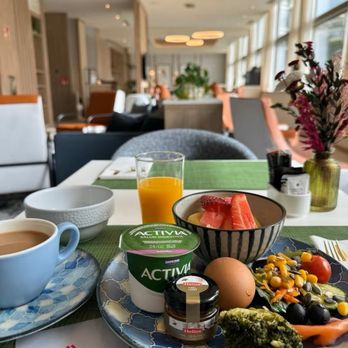Courtyard Marriott - Hotels Near Me - Madrid, M