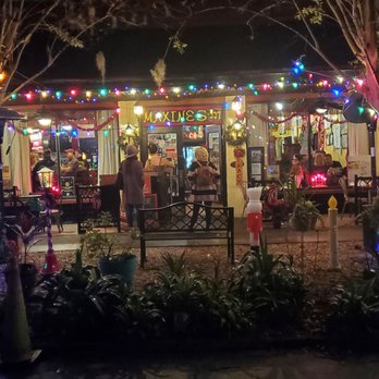 Maxine's On Shine - New American Near Me - Orlando, Florida