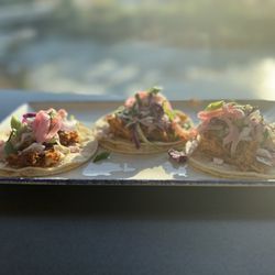 Eighteen85 Rooftop Bar & Kitchen by Hotel Indigo - Tacos in Georgia? Yes!