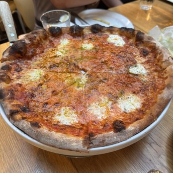 Bianca - Margherita Pizza - New American Near Me - Chestnut Hill, Massachusetts Bianca - Margherita Pizza - New American Near Me - Chestnut Hill, Massachusetts