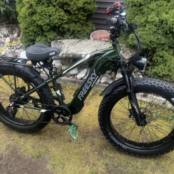 Two Wheeler & Ski Dealer - FreeSky E-Bike with 45NRTH Studded tires