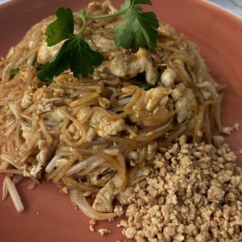 Amy Thai Bistro - Pad Thai - Thai Near Me - Brooklyn, New York