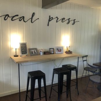 Local Press - Inside seating - Coffee & Tea Near Me - Twain Harte, California