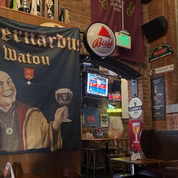 Lucky Baldwin's Pub - Lots to look at inside - Pubs Near Me - Pasadena, California Lucky Baldwin's Pub - Lots to look at inside - Pubs Near Me - Pasadena, California