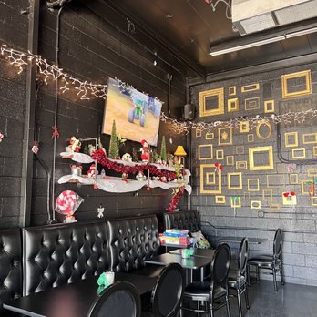 Beer Zombies Boulder City - Cool interior design - Beer Bar Near Me - Boulder City, Nevada