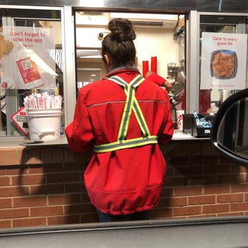 Chick-fil-A - Pickup window - Fast Food Near Me - Clarksville, Tennessee Chick-fil-A - Pickup window - Fast Food Near Me - Clarksville, Tennessee