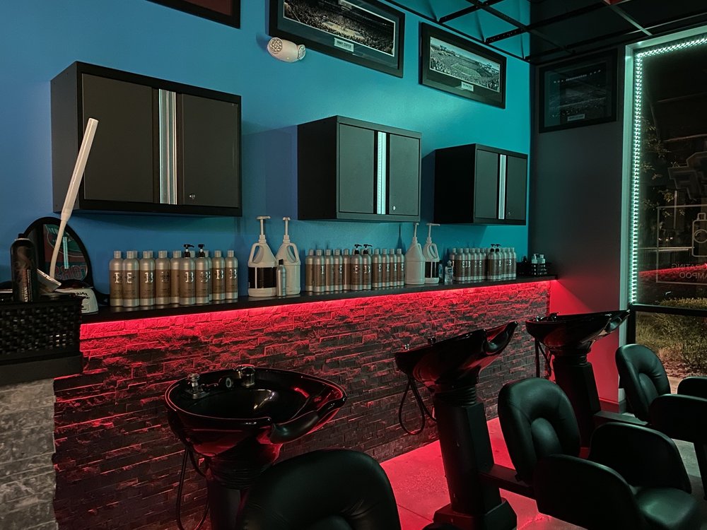 LADY JANE’S HAIRCUTS FOR MEN Updated August 2024 7709 Sawmill Rd, Dublin, Ohio Men's Hair