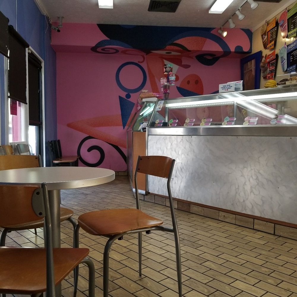 Baskin-Robbins - Ice Cream & Frozen Yogurt Near Me - Honolulu, Hawaii Baskin-Robbins - Ice Cream & Frozen Yogurt Near Me - Honolulu, Hawaii