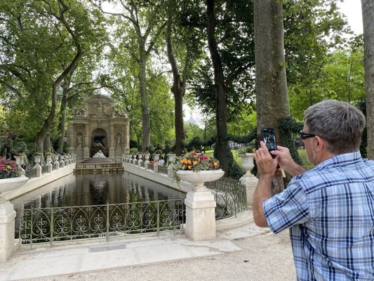 Medici Fountain by null
