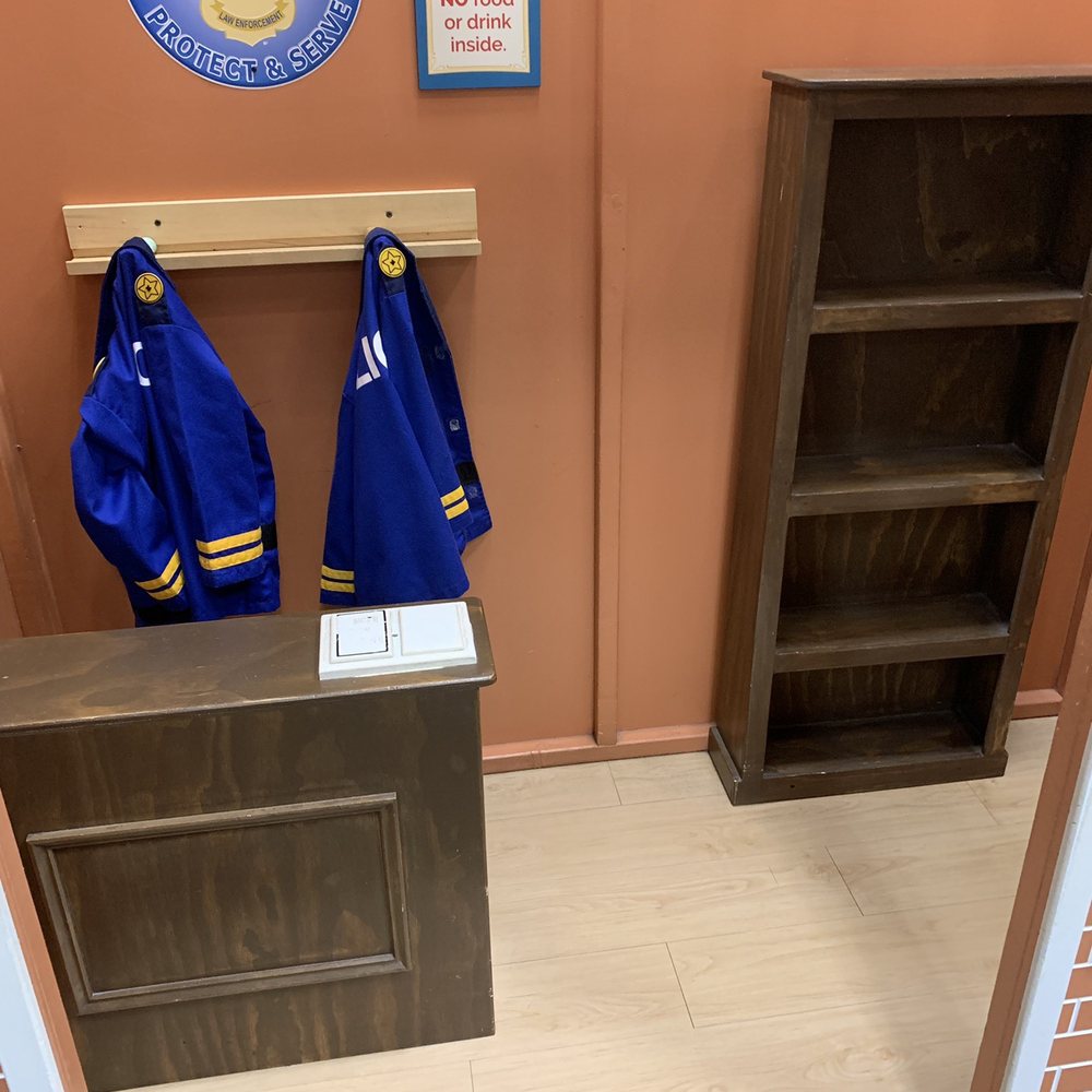 Romp-o-Rama - An empty police station..nothing for kids to play - Indoor Playcenter Near Me - Corona, California Romp-o-Rama - An empty police station..nothing for kids to play - Indoor Playcenter Near Me - Corona, California