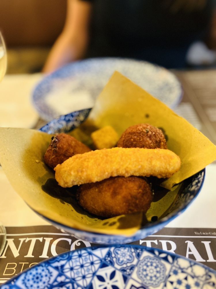 ANTICO TRAIANO Updated October 2024 44 Photos & 20 Reviews Piazza Anco Marzio, Lido di