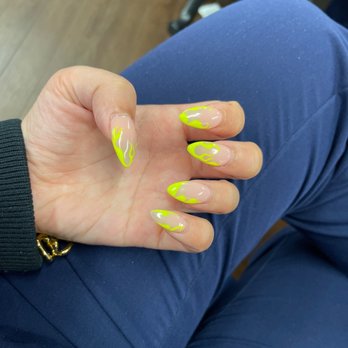 Mina Spa - Nail Salons Near Me - San Francisco, California