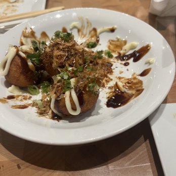 54 Restaurant - Way too fishy and too much plain mayonnaise - Asian Fusion Near Me - Springfield, Virginia 54 Restaurant - Way too fishy and too much plain mayonnaise - Asian Fusion Near Me - Springfield, Virginia
