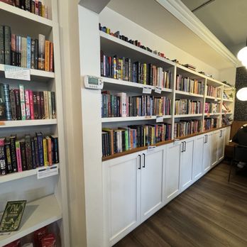 Fuel Coffee & Books - Coffee & Tea Near Me - Seattle, Washington Fuel Coffee & Books - Coffee & Tea Near Me - Seattle, Washington