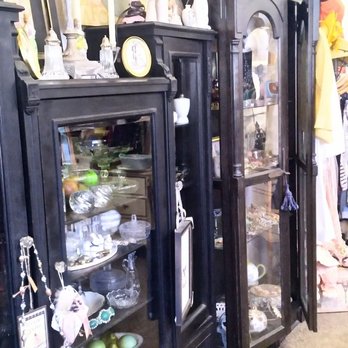 Treasures on the Mountain - So many hidden treasures to find. Home decor. - Jewelry Near Me - Frazier Park, California Treasures on the Mountain - So many hidden treasures to find. Home decor. - Jewelry Near Me - Frazier Park, California