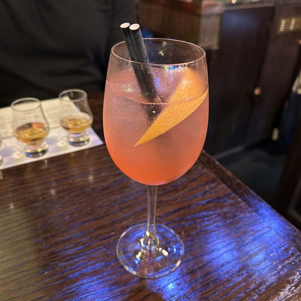 Gin spritz Gin spritz