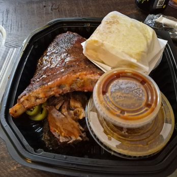 Dinosaur Bar-B-Que - Barbeque Near Me - Syracuse, New York