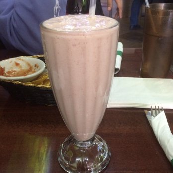 Tacos El Bronco - Guava smoothie with milk - Mexican Near Me - Brooklyn, New York Tacos El Bronco - Guava smoothie with milk - Mexican Near Me - Brooklyn, New York