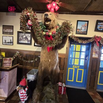 The Big Texan Steak Ranch - Christmas decor - Steakhouses Near Me - Amarillo, Texas The Big Texan Steak Ranch - Christmas decor - Steakhouses Near Me - Amarillo, Texas