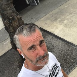 men's hair cut / style with consultation $30