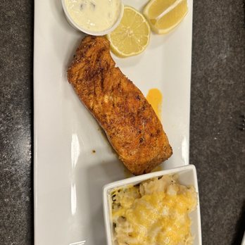 Hug-Hes Cafe - Pan Seared Alaskan Salmon with cheesy mashed potatoes - American Near Me - Stansbury Park, Utah Hug-Hes Cafe - Pan Seared Alaskan Salmon with cheesy mashed potatoes - American Near Me - Stansbury Park, Utah