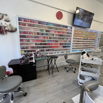 Union Nail Spa - Colors - Nail Salons Near Me - San Francisco, California