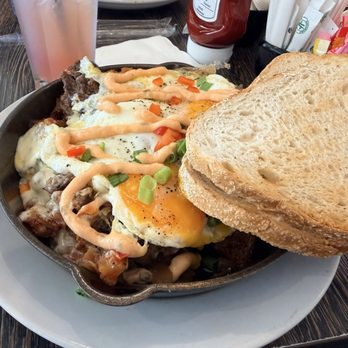 Tank and Libby's - Cheeseburger Breakfast Hash - Breakfast & Brunch Near Me - Drexel Hill, Pennsylvania Tank and Libby's - Cheeseburger Breakfast Hash - Breakfast & Brunch Near Me - Drexel Hill, Pennsylvania