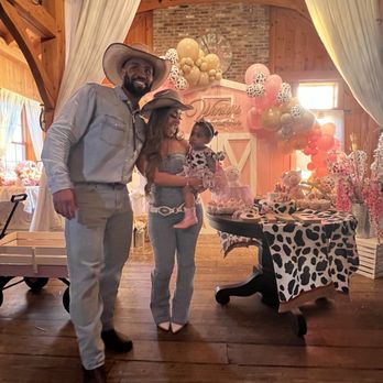 Thousand Acre Farm Wedding & Event Venue - Venues & Event Spaces Near Me - Middletown, Delaware Thousand Acre Farm Wedding & Event Venue - Venues & Event Spaces Near Me - Middletown, Delaware