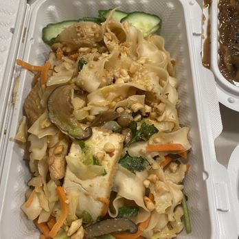 Nan's Noodle House - Dan Dan noodles with sliced tofu - so delicious - Noodles Near Me - Calgary, Alberta