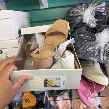 Pedro's Outlet - said shoes - Outlet Stores Near Me - Fontana, California Pedro's Outlet - said shoes - Outlet Stores Near Me - Fontana, California