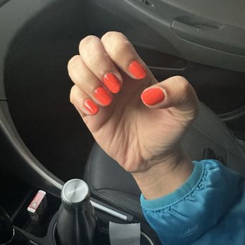 Aksarben Nails - Manicure - Nail Salons Near Me - Omaha, Nebraska
