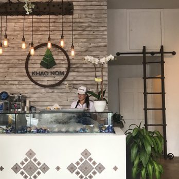 Khao Nom - Interior - Desserts Near Me - Elmhurst, New York