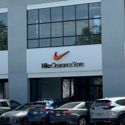 nike clearance store location