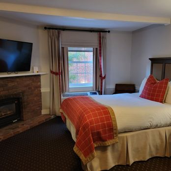 The Pillar and Post - Pillar and Post - Hotels Near Me - Niagara-On-The-Lake, Ontario