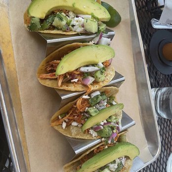 La Mesa Modern Mexican - tinga tacos! - Mexican Near Me - St. Charles, Illinois La Mesa Modern Mexican - tinga tacos! - Mexican Near Me - St. Charles, Illinois