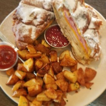 Tout Suite - Monte Cristo - Cafes Near Me - Houston, Texas Tout Suite - Monte Cristo - Cafes Near Me - Houston, Texas