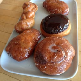 A decent selection of donuts in the AM A decent selection of donuts in the AM