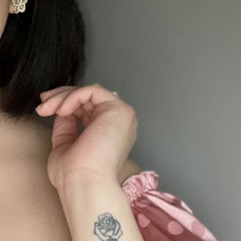 Body By Design - Rose tattoo - Tattoo Near Me - Crestwood, Illinois Body By Design - Rose tattoo - Tattoo Near Me - Crestwood, Illinois