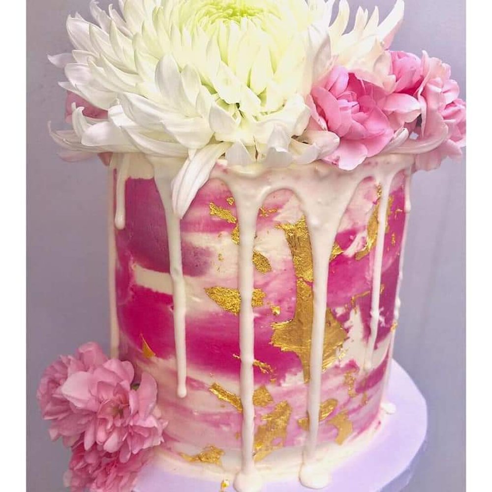 Dezzy's Delectables - a pink and gold cake - Desserts Near Me Dezzy's Delectables - a pink and gold cake - Desserts Near Me