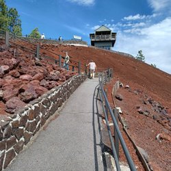 Lava Butte Visitor Center Loop - Active look out fire station