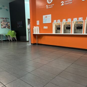MYO Frozen Yogurt - How are people able to sit down if you have everything put away. It isn't even 8:30 pm - Ice Cream & Frozen Yogurt Near Me - Seaside, California