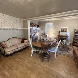 Heirloom - Homey, comfy and welcoming