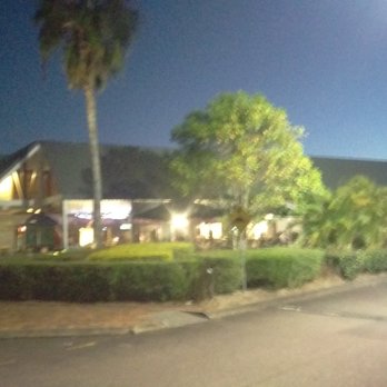 Burleigh Town Tavern - Outside - Sports Bars Near Me - West Burleigh, QLD Burleigh Town Tavern - Outside - Sports Bars Near Me - West Burleigh, QLD