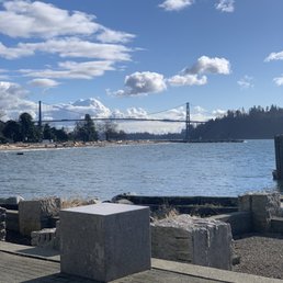 Ambleside Beach