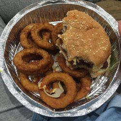 Crispy Chicken Sandwhich w/ Onion Rings