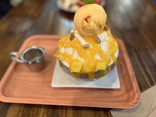 LUMI Dessert Cafe by null